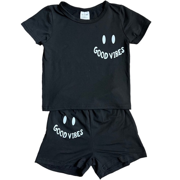 NWOT BOYS BLACK “GOOD VIBES” T-SHIRT AND SHORT SET SIZE 12-18MO - Picture 2 of 10